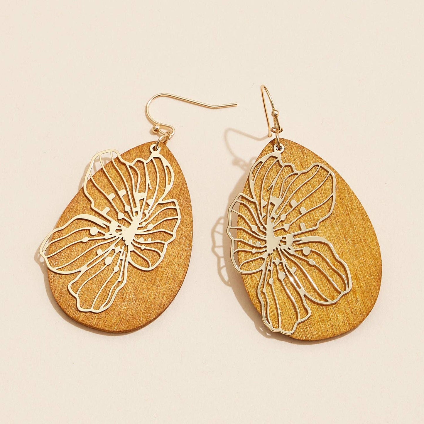 Wood Metal Filigree Oval Dangling Earrings