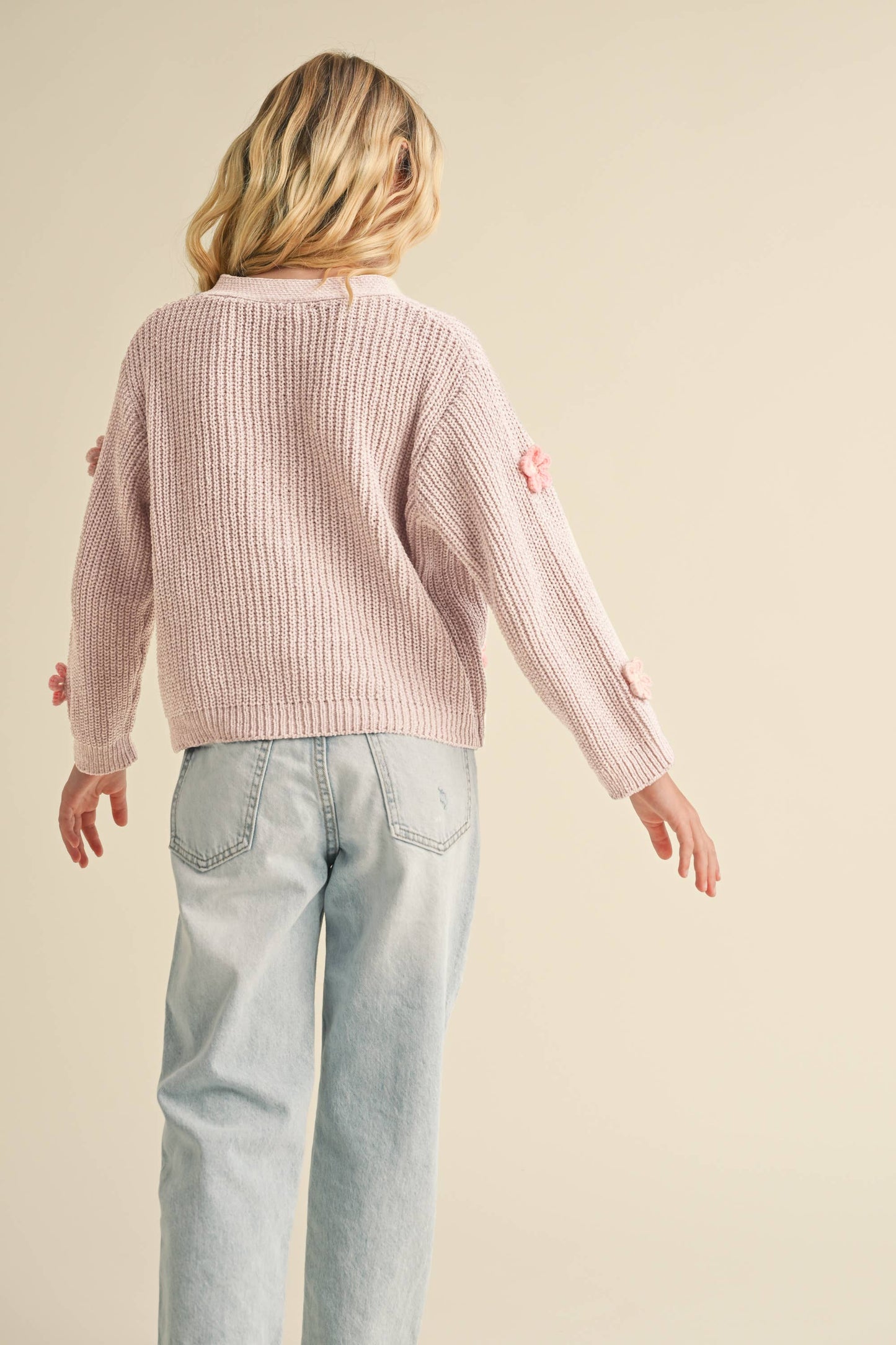 CARDIGAN WITH 3D CROCHET FLOWER