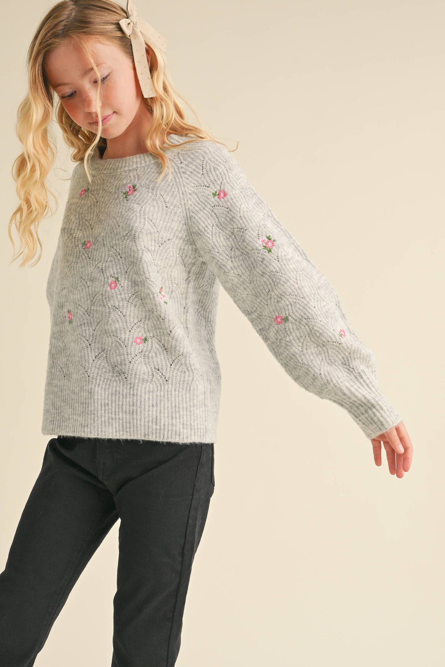 CREWNECK RAGLAN SWEATER