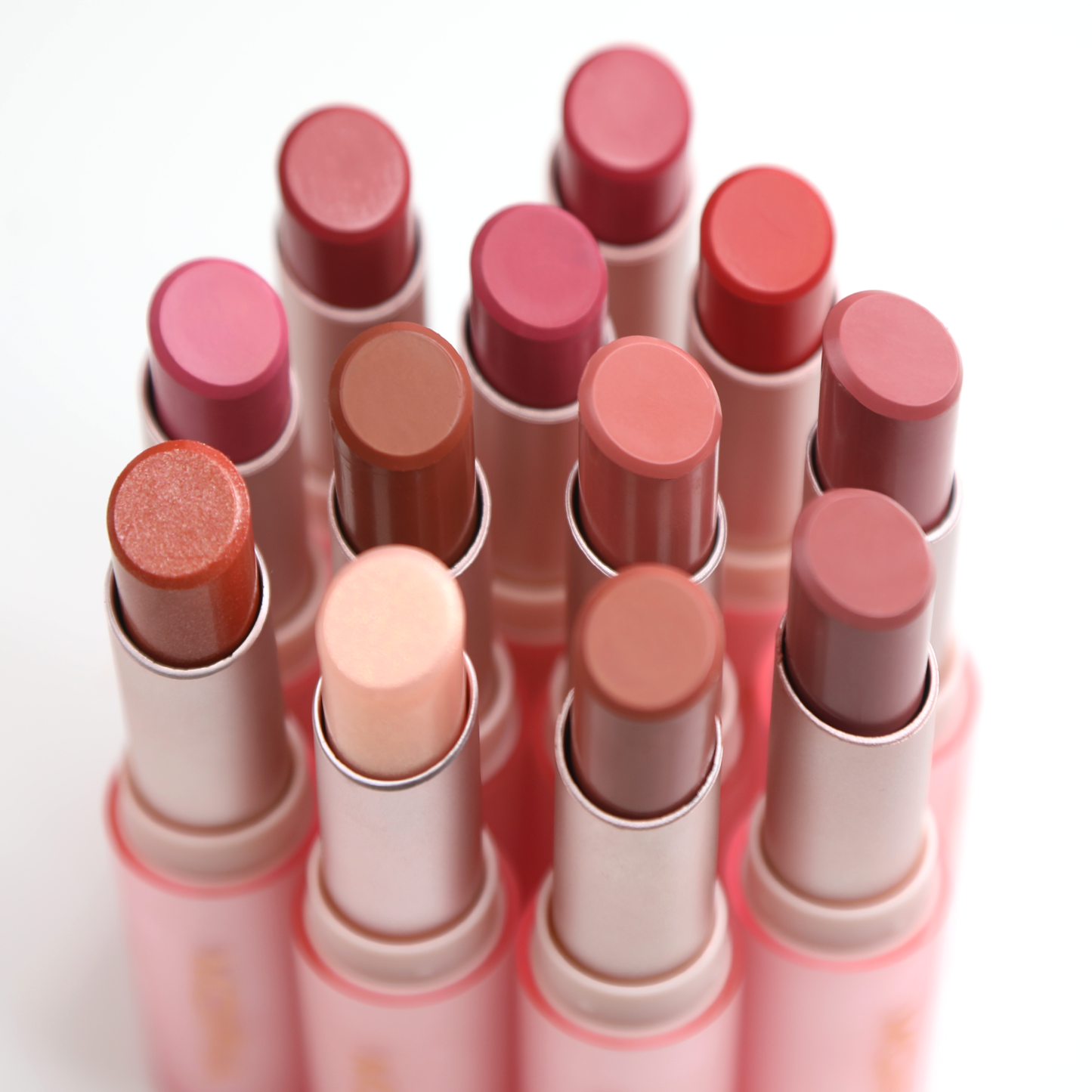 Signature Lipstick (014, Glowing Champagne)