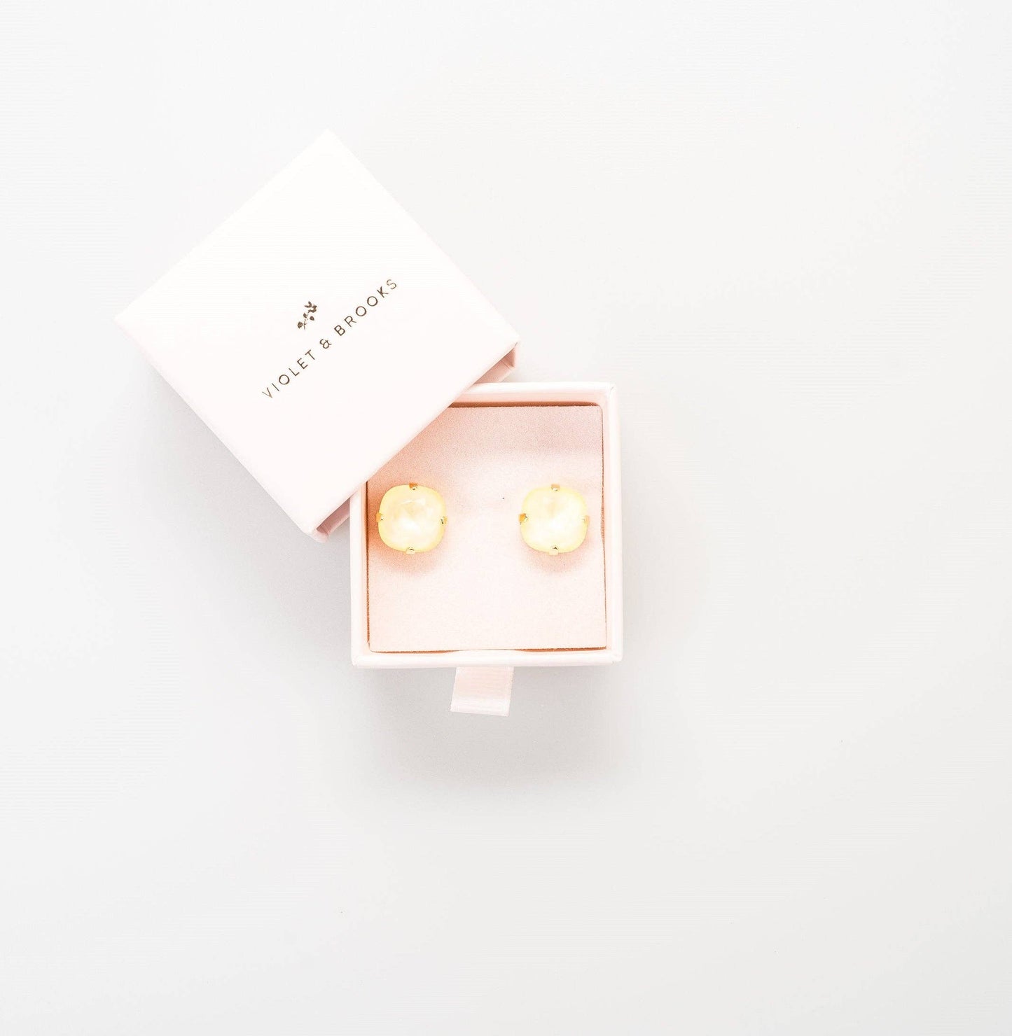 Jayne Boxed Crystal Post