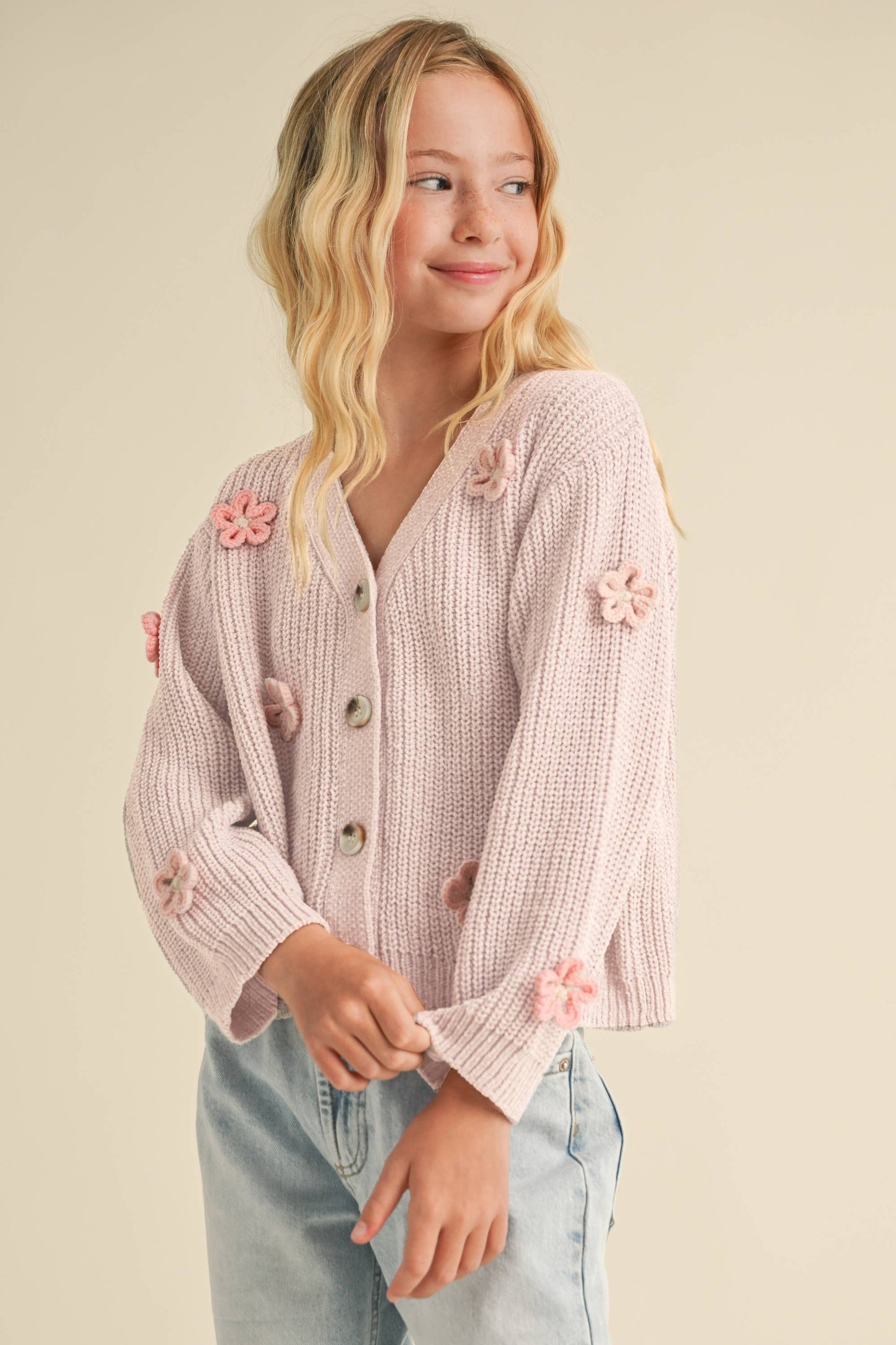 CARDIGAN WITH 3D CROCHET FLOWER