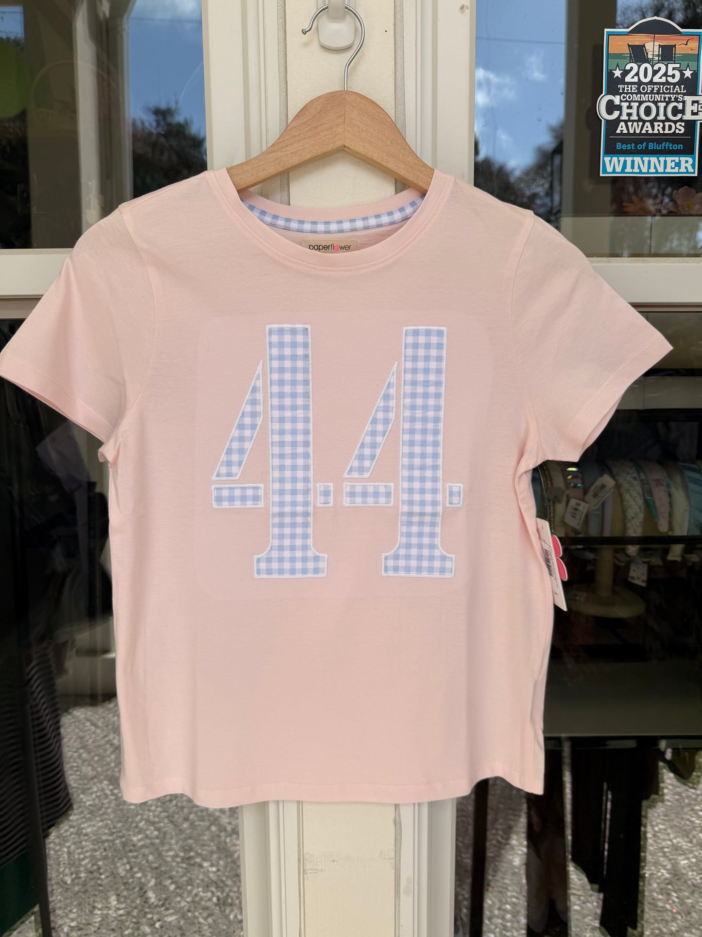 44 applique with embroidery tee