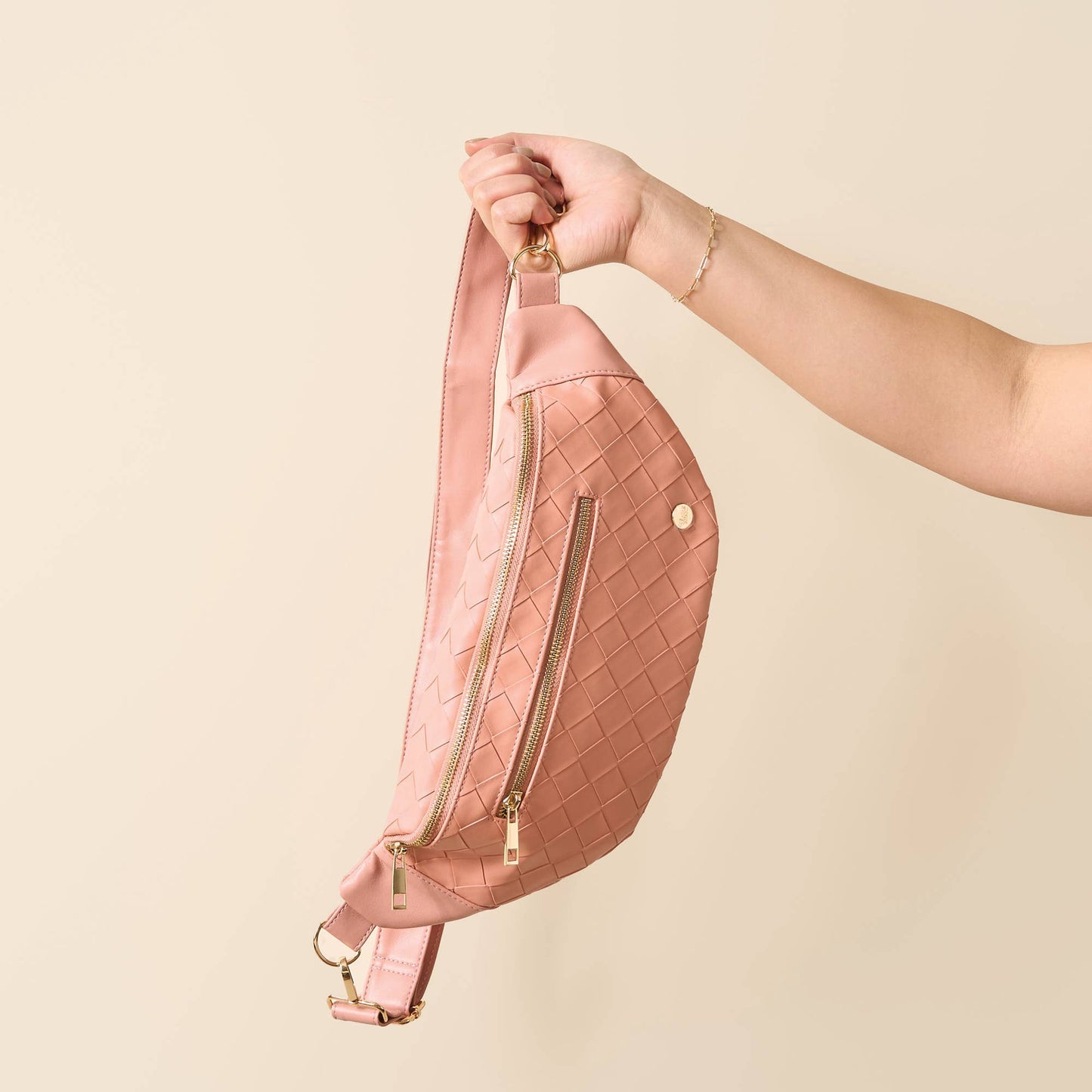 Trendy Luxe Belt Bag- Woven Rose