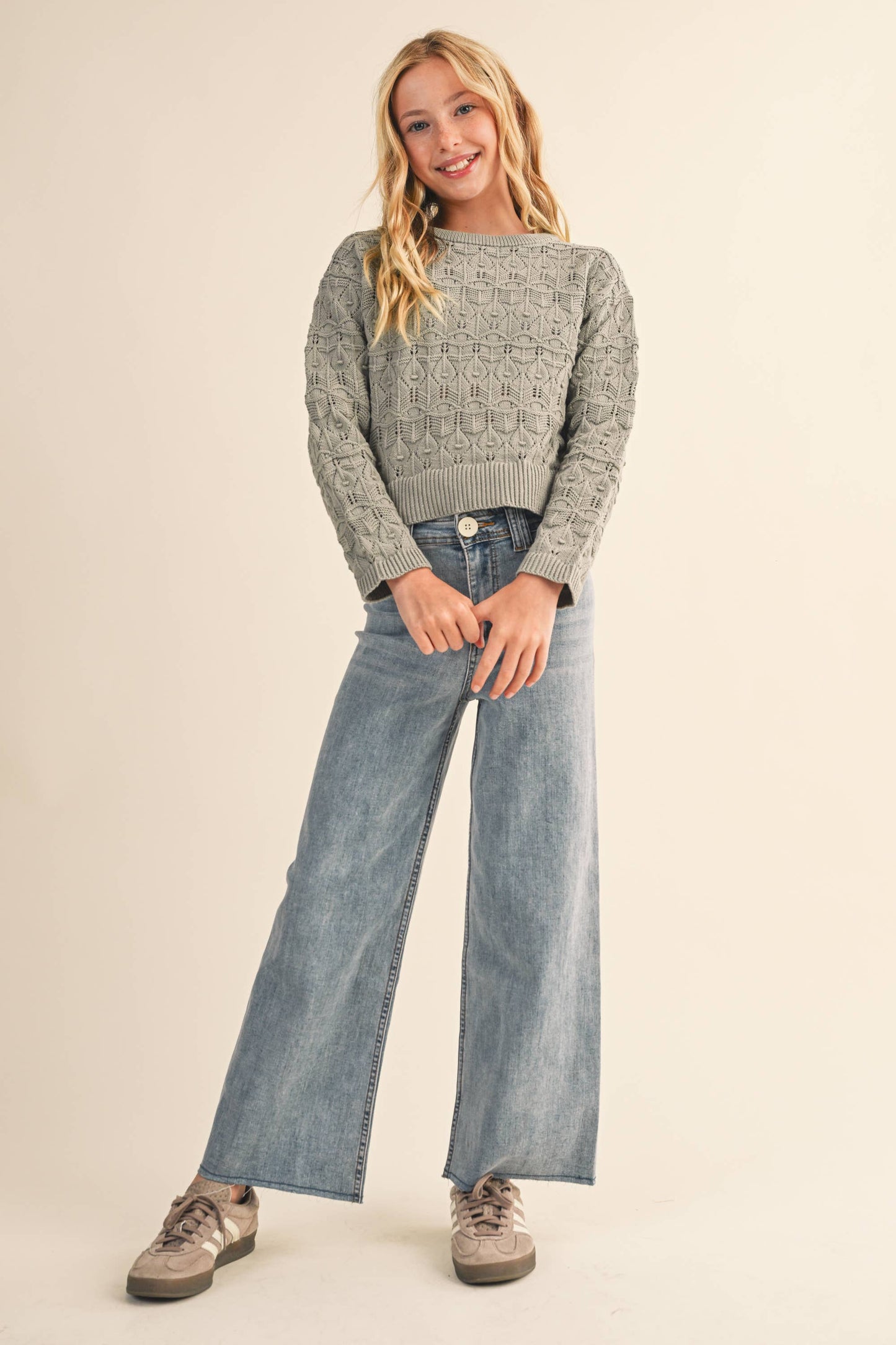 CREW NECK WAVY POINTELLE L/S SWEATER