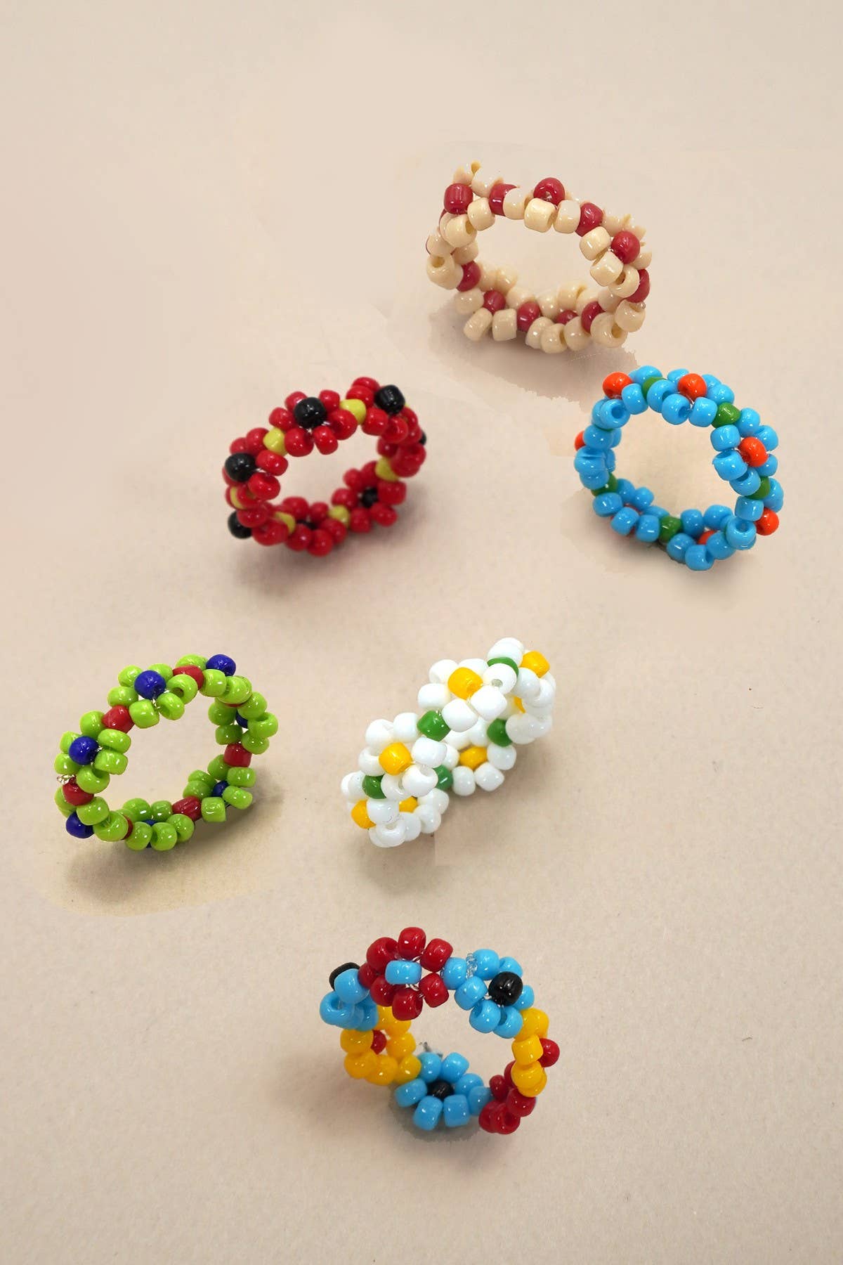 HANDMADE BEADED FLOWER STRETCH RINGS
