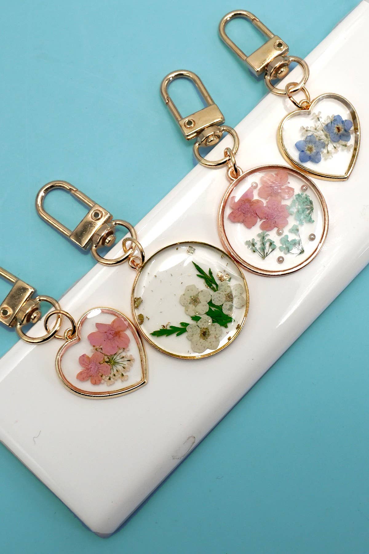BAG CHARM-PRESSED DRIED FLOWER
