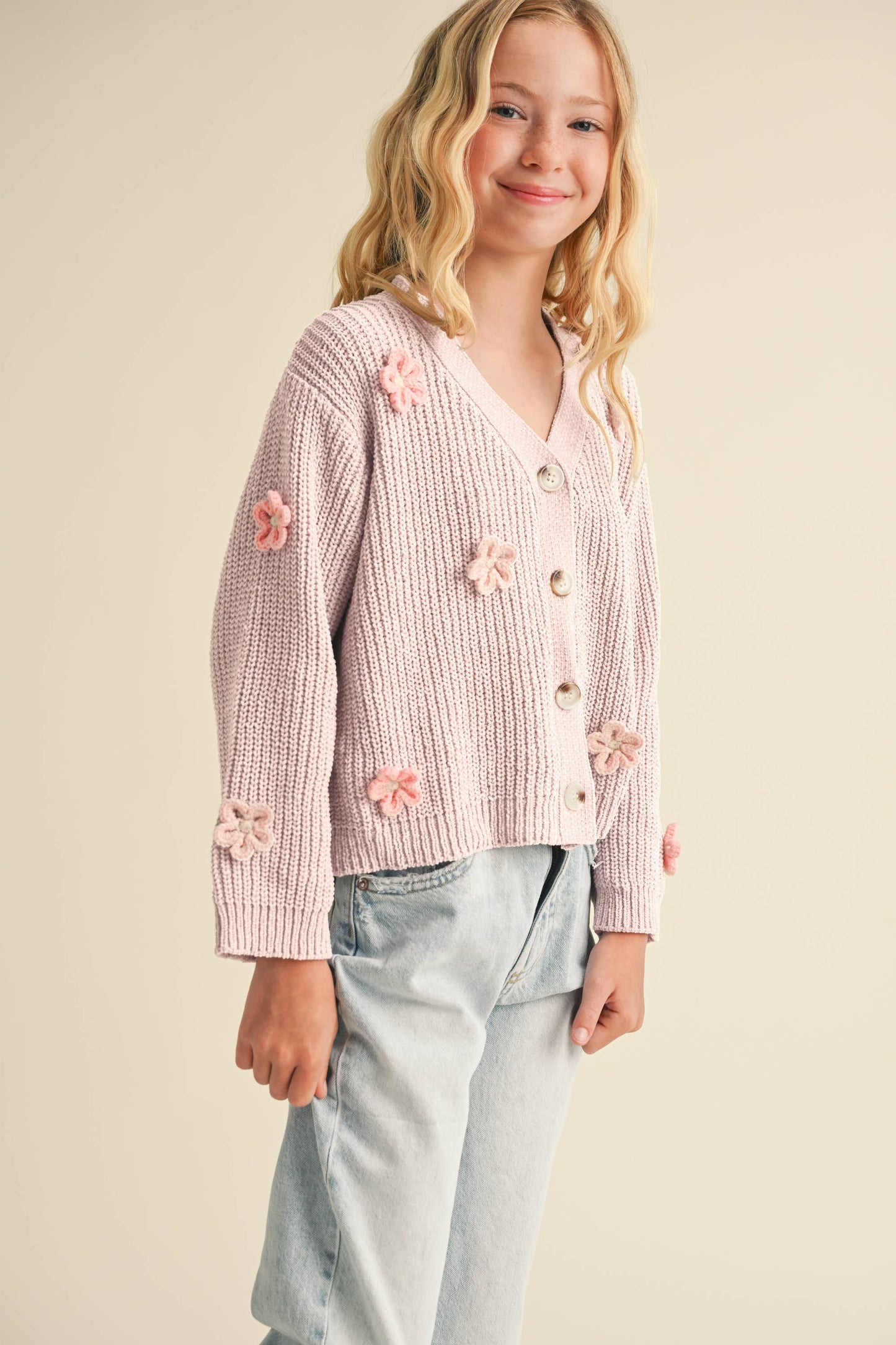 CARDIGAN WITH 3D CROCHET FLOWER