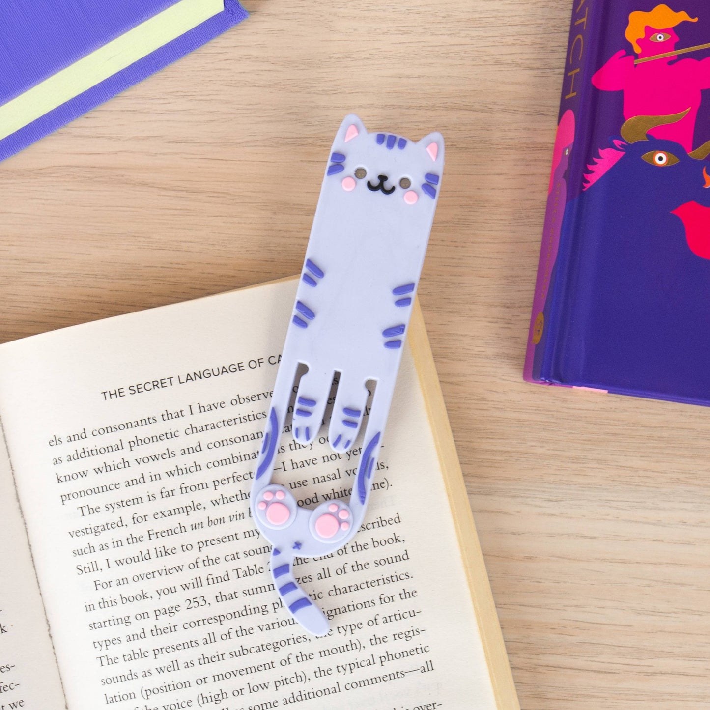 CAT READING LIGHT AND BOOKMARK
