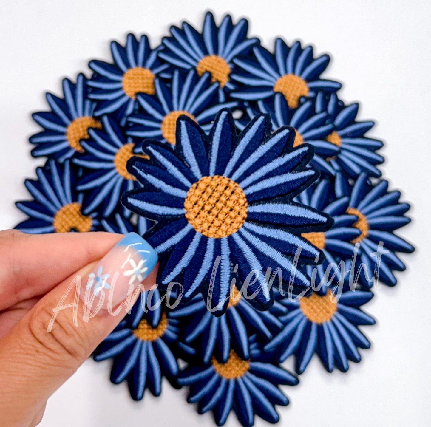 Navy daisy patch