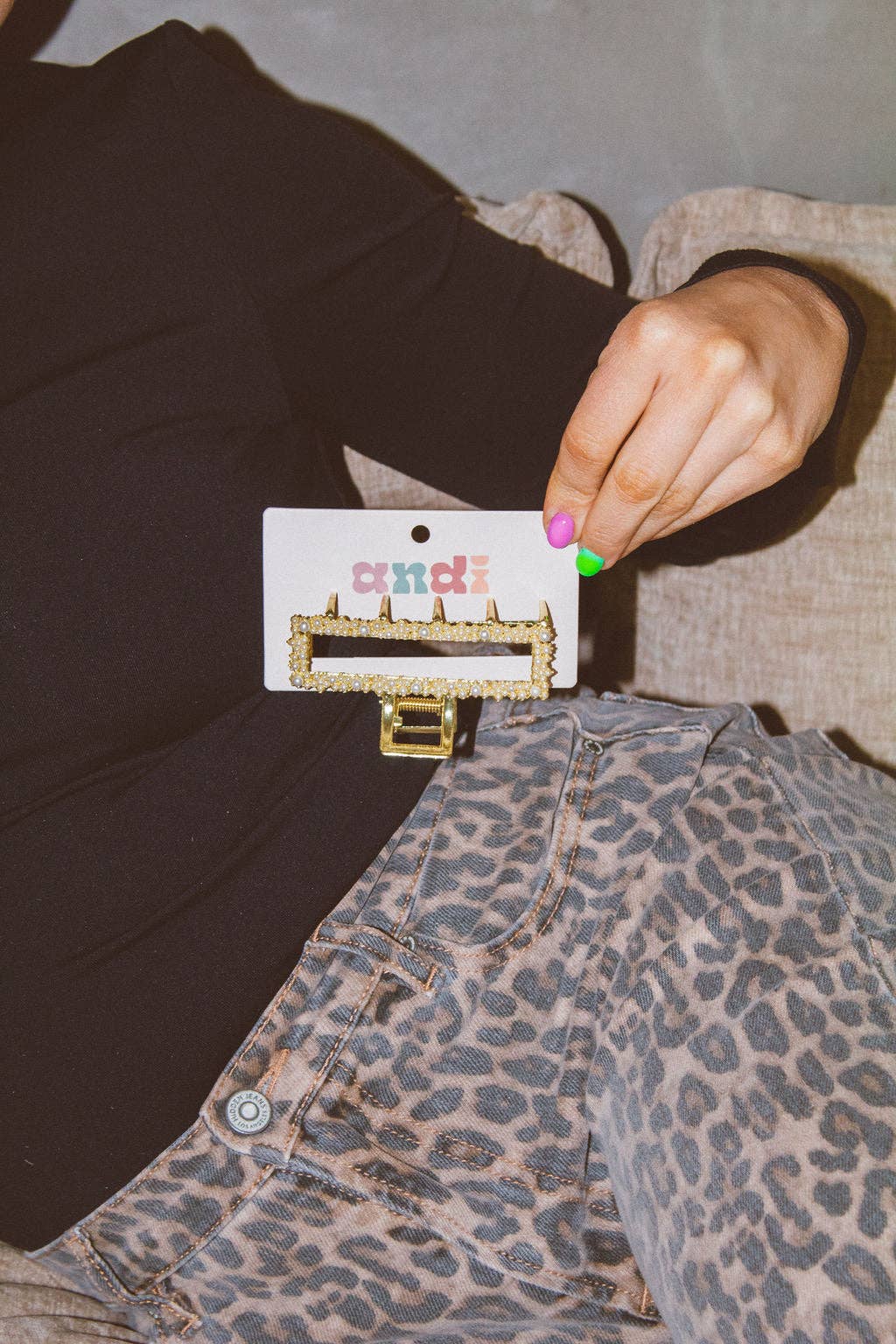 Pearl Rectangle Claw Clip