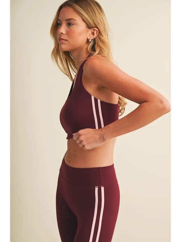 Side stripe racerback sports bra