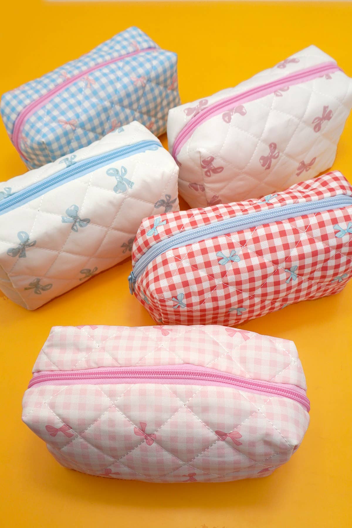CHECKER BOW COSMETIC POUCH BAG