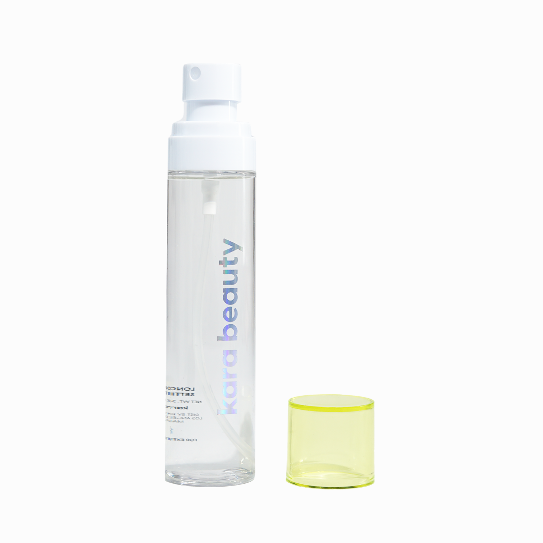 ESSENTIALS Long-Lasting Setting Spray