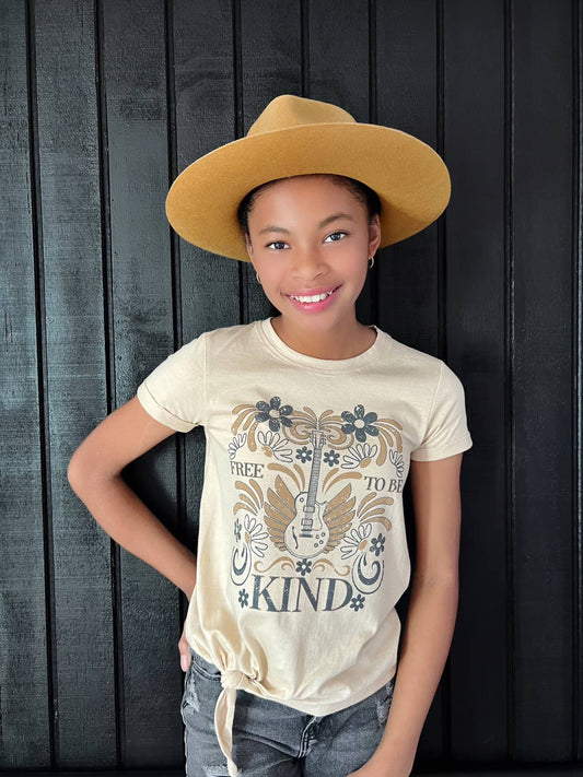 Free to be kind side tie tween graphic tee