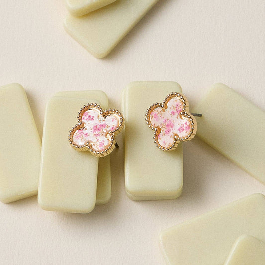 Quatrefoil Shape Shell Stud Earrings