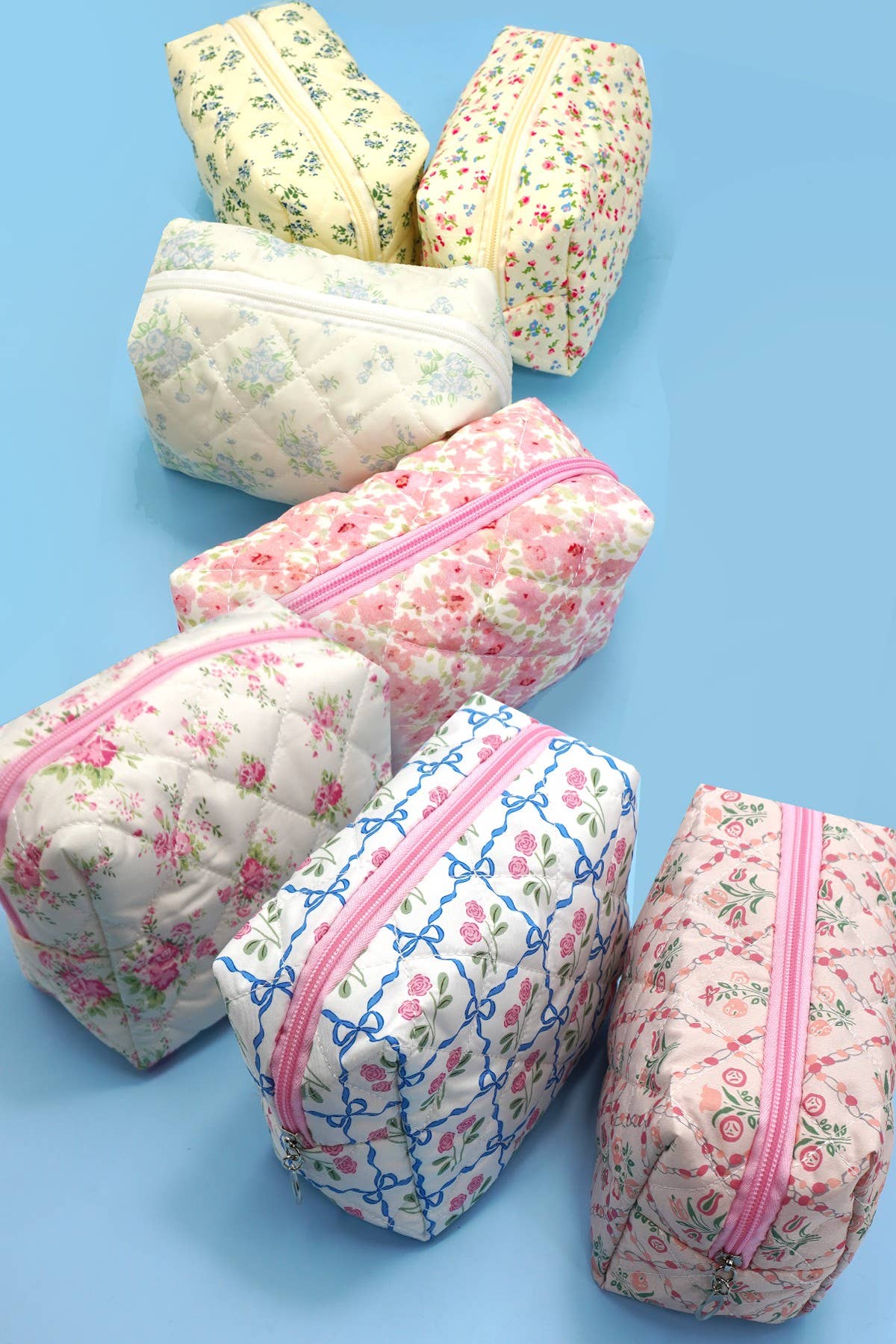FLORAL TOILE PATTERN COSMETIC BAG