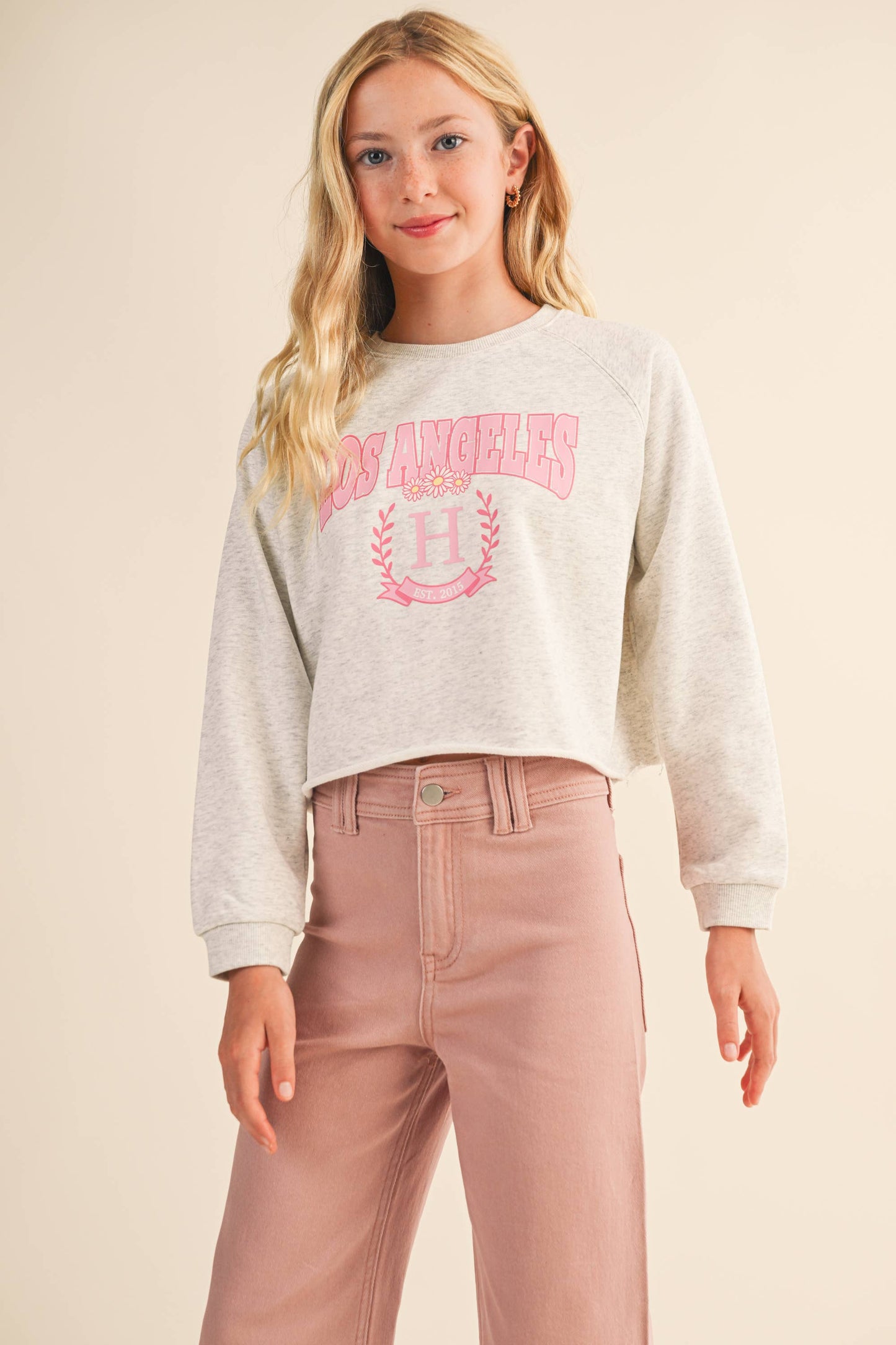 LA CROPPED RAGLAN SWEATSHIRT