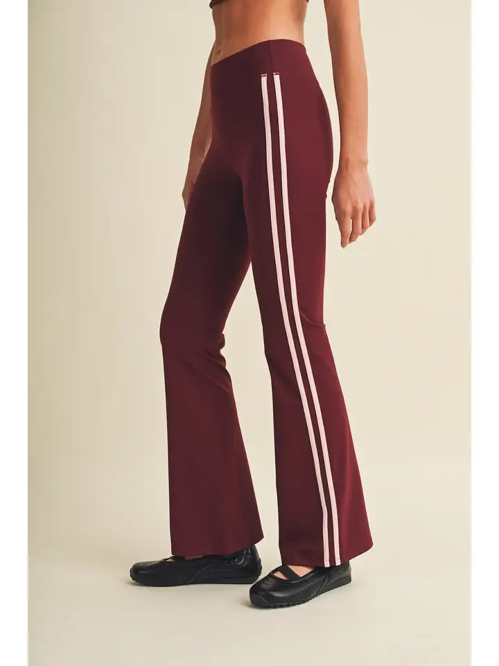 Side stripe flare legging