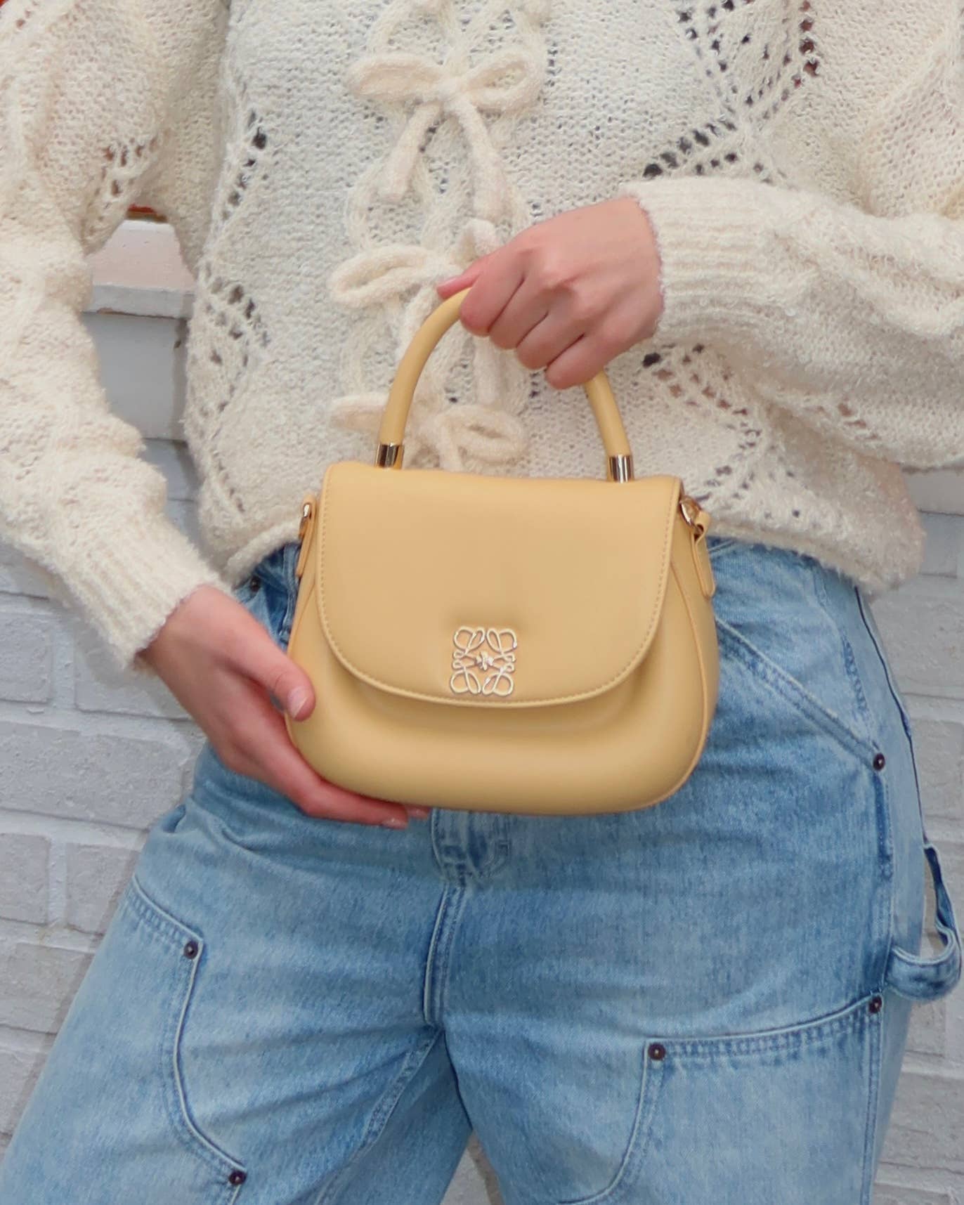 MOIRA SHOULDER BAG