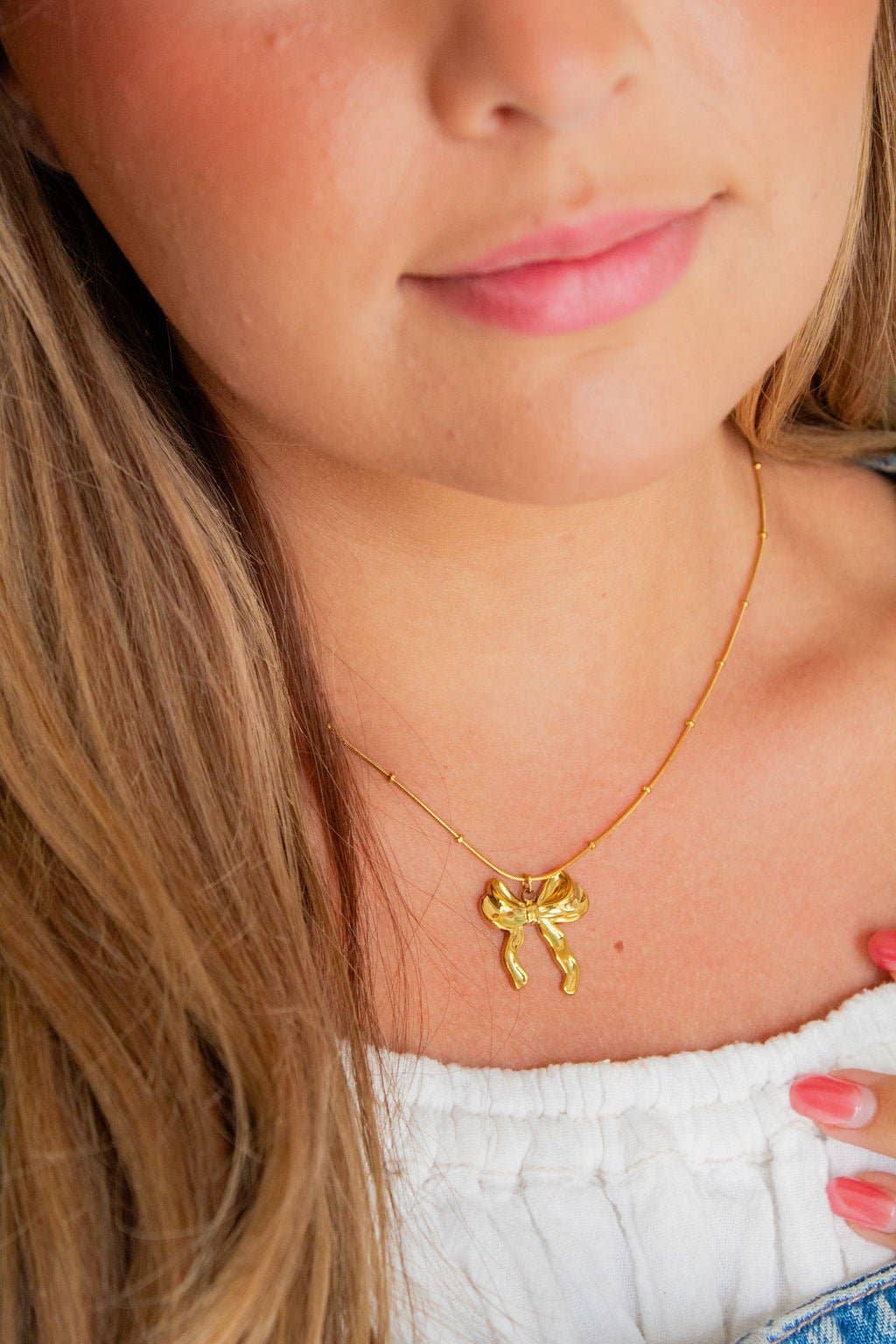 Charming Bow Necklace