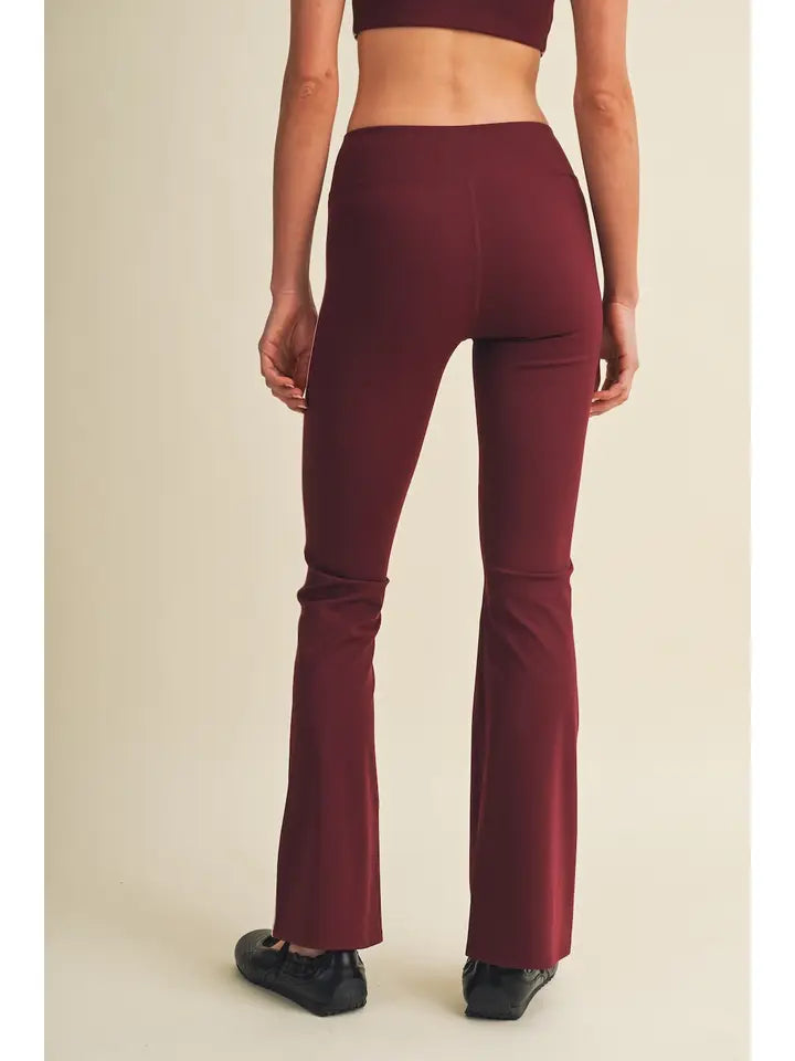 Side stripe flare legging