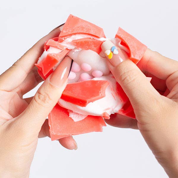 Wax Clay Squishies® Mystery Wax Crack