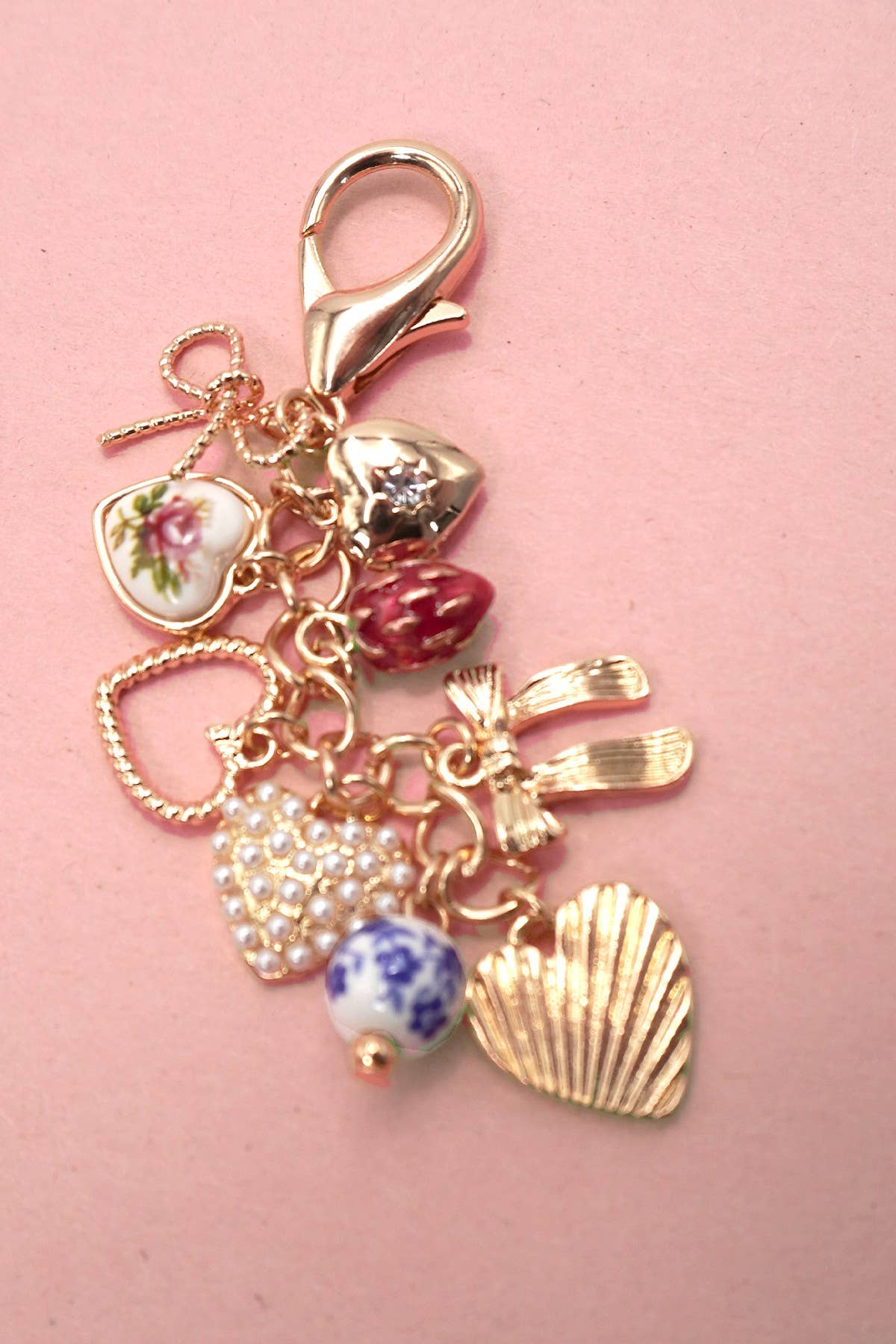 BOWS HEARTS PEARL STRAWBERRY KEYCHAIN