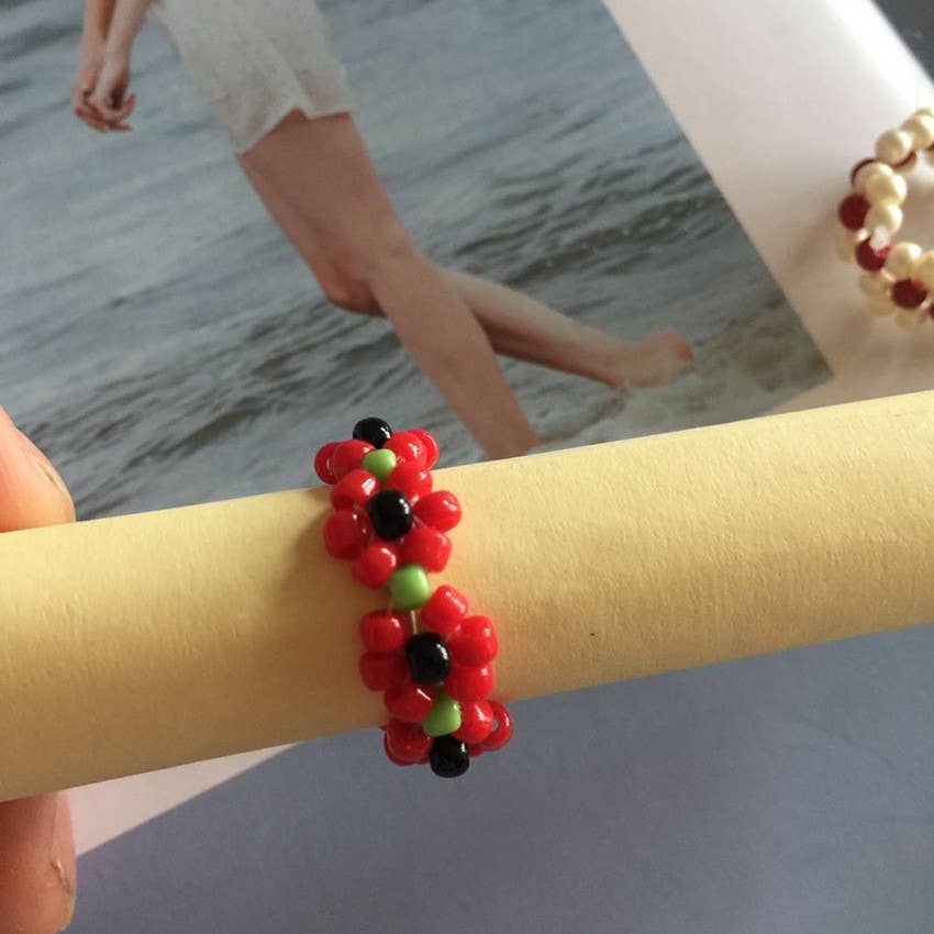 HANDMADE BEADED FLOWER STRETCH RINGS