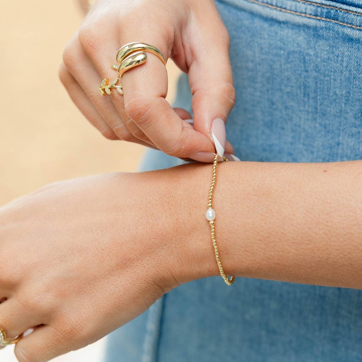 Small Gold/Pearl Braclet