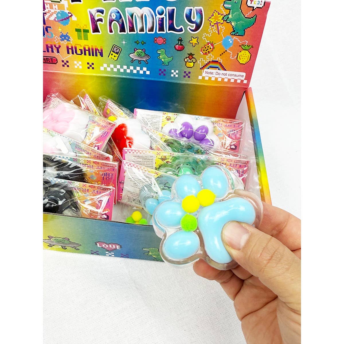 Addicting Paw Pinch Squishy Toy