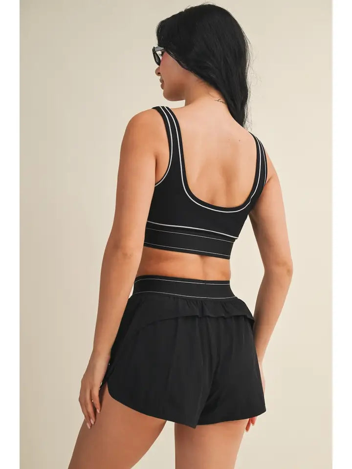 Contrast thread sports bra