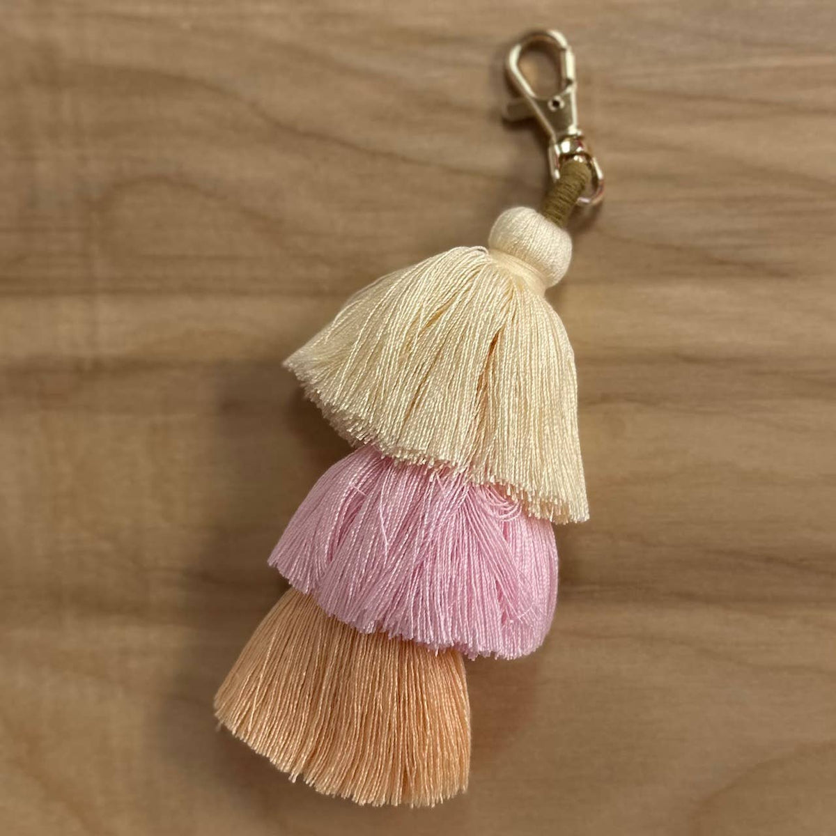 3 Tiered Large Ombre Tassel with Clasp