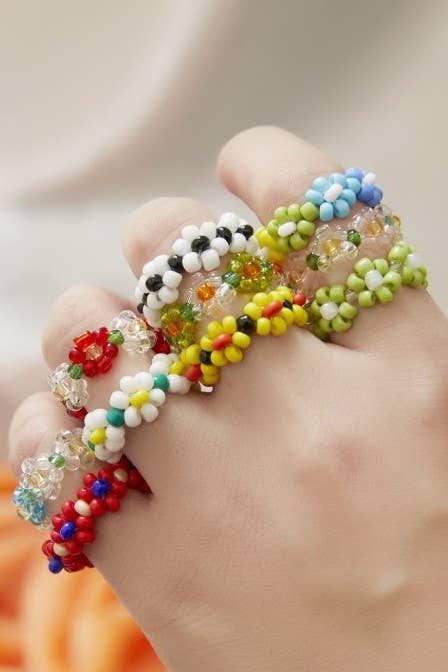 HANDMADE BEADED FLOWER STRETCH RINGS