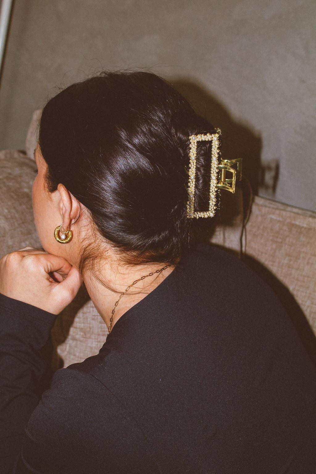 Pearl Rectangle Claw Clip