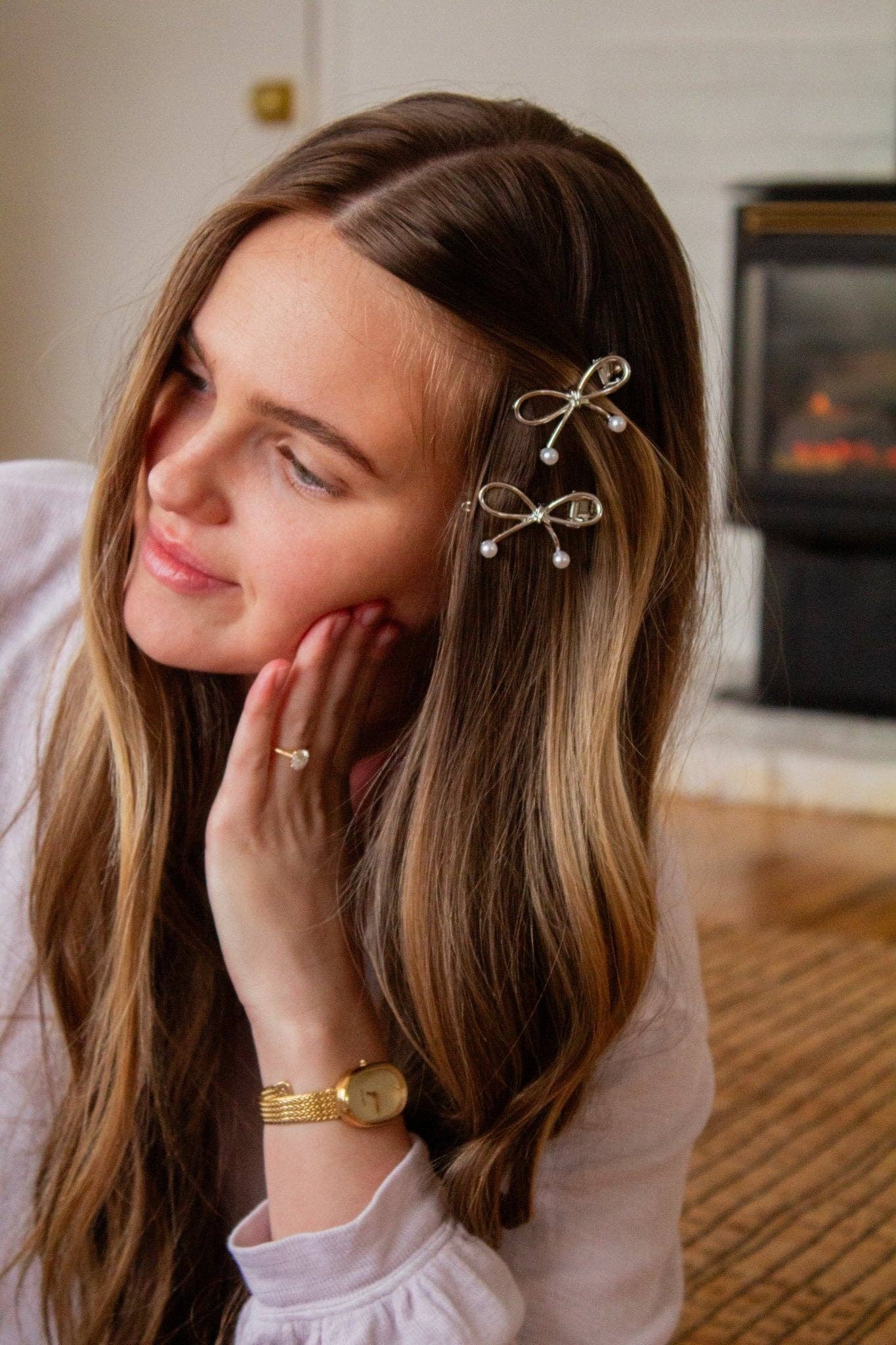 Amanda Bow Pearl Clip