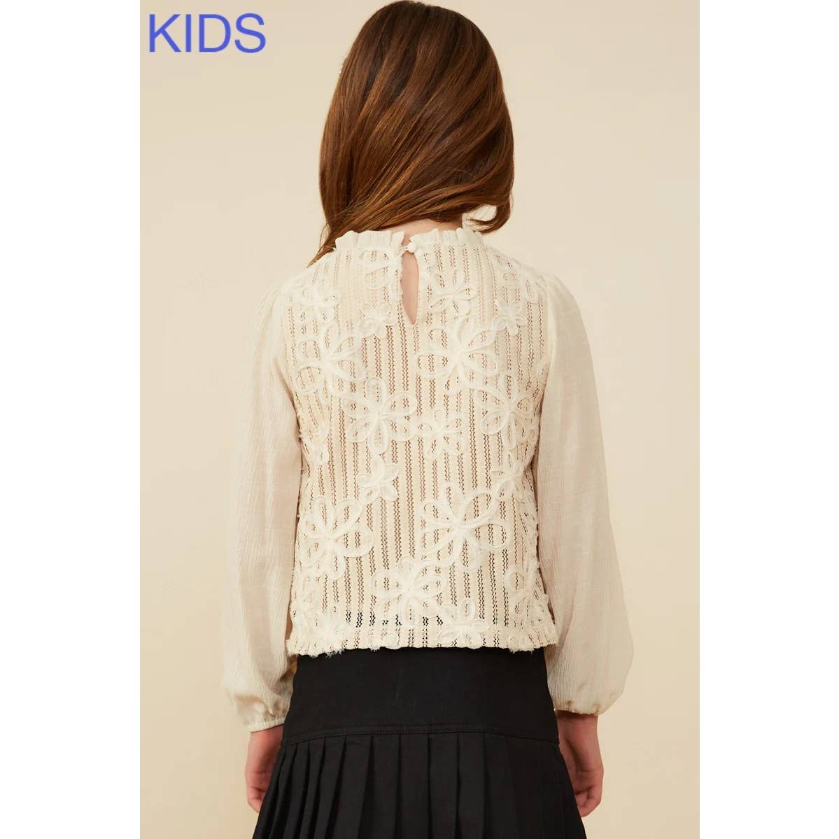 Girls Floral Embroidered Textured Puff Sleeve Top