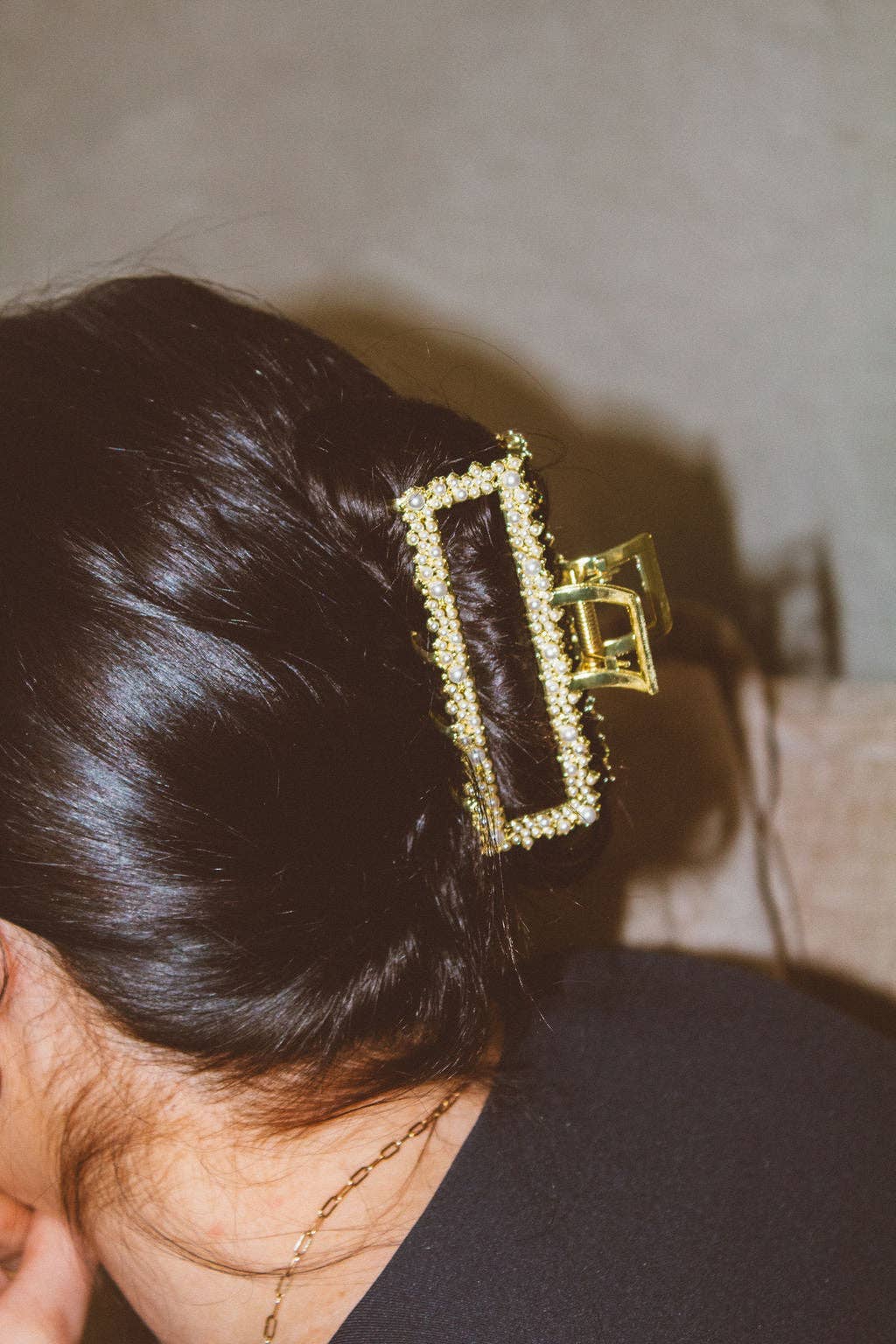 Pearl Rectangle Claw Clip