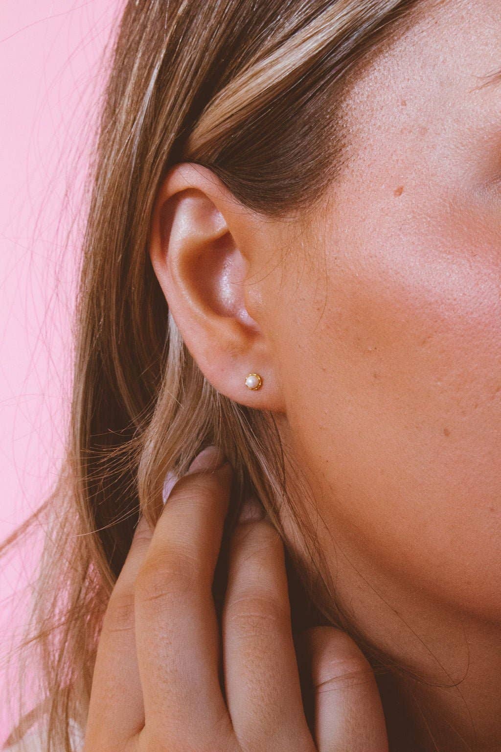 Pearl Studs - Hypoallergenic