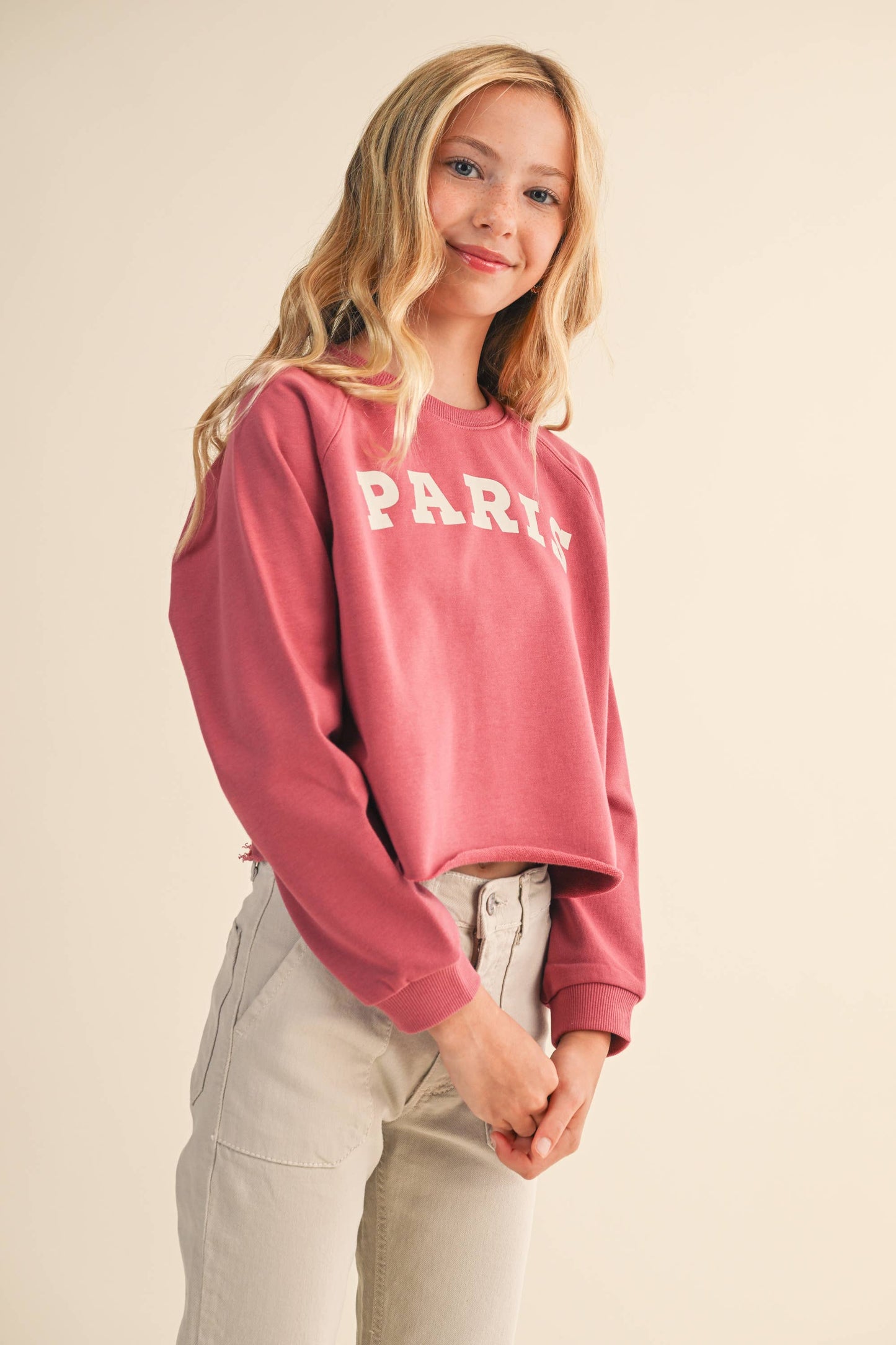 PARIS CROPPED RAGLAN SWEATSHIRT