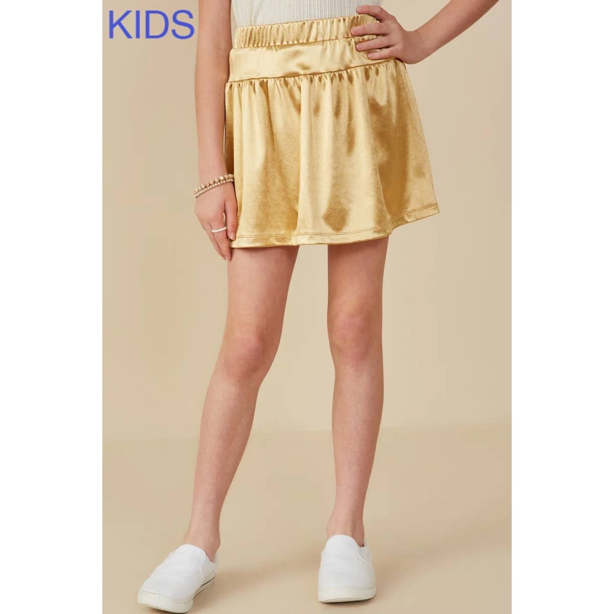 Girls Elastic Waist Banded Metallic Skirt