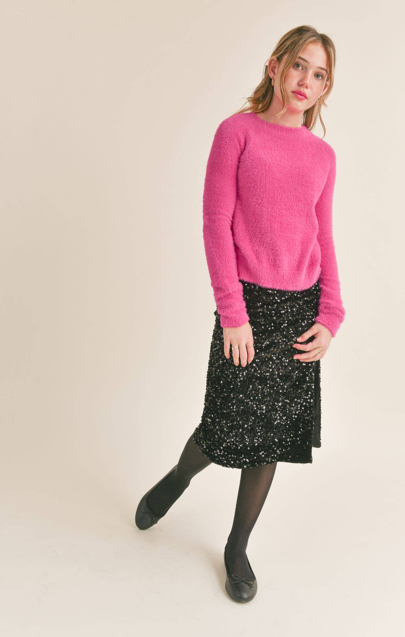 Tween Ari Fuzzy Sweater: MAGENTA