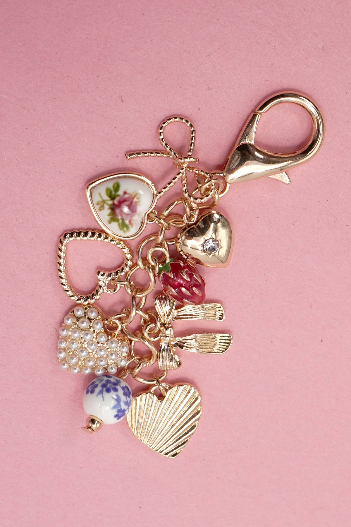 BOWS HEARTS PEARL STRAWBERRY KEYCHAIN