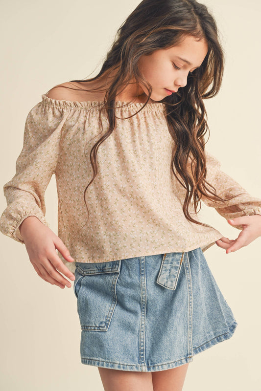 RAGLAN  RUFFLE NECK PEASANT TOP