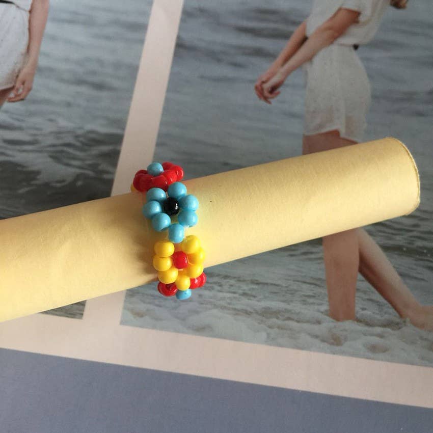 HANDMADE BEADED FLOWER STRETCH RINGS