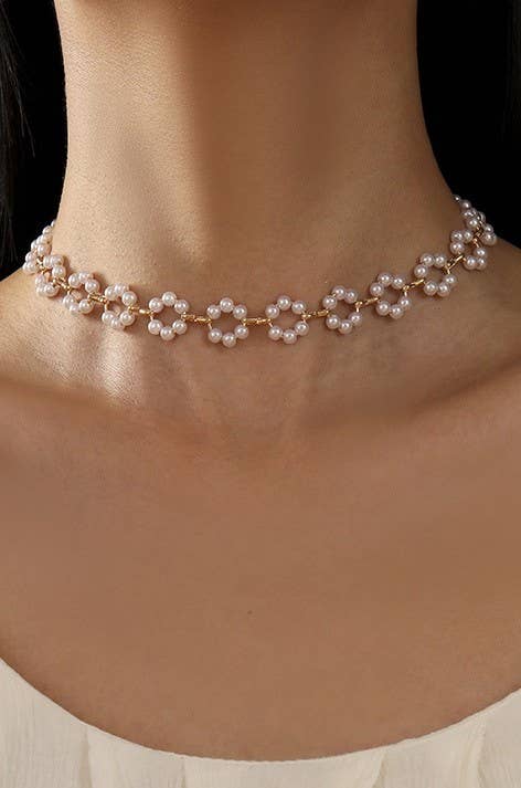 CLASSIC FLOWER PEARL CHOKER NECKLACE