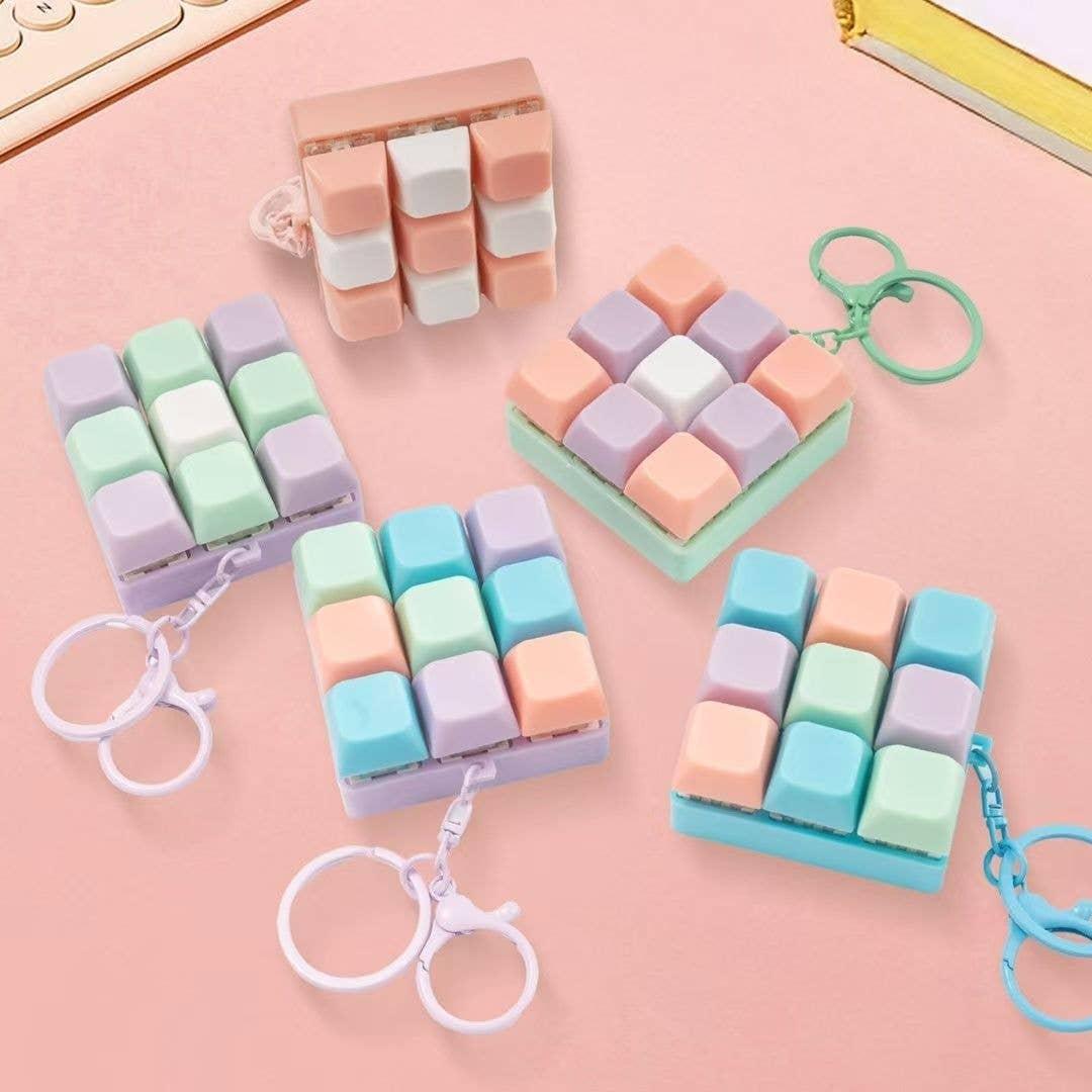 Keyboard Fidget Keychain
