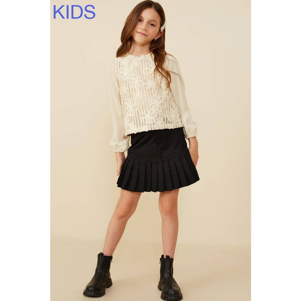 Girls Floral Embroidered Textured Puff Sleeve Top