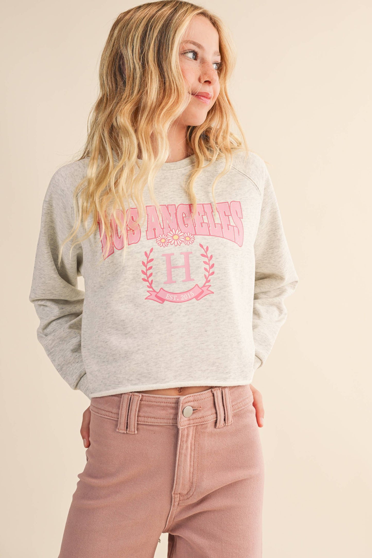 LA CROPPED RAGLAN SWEATSHIRT