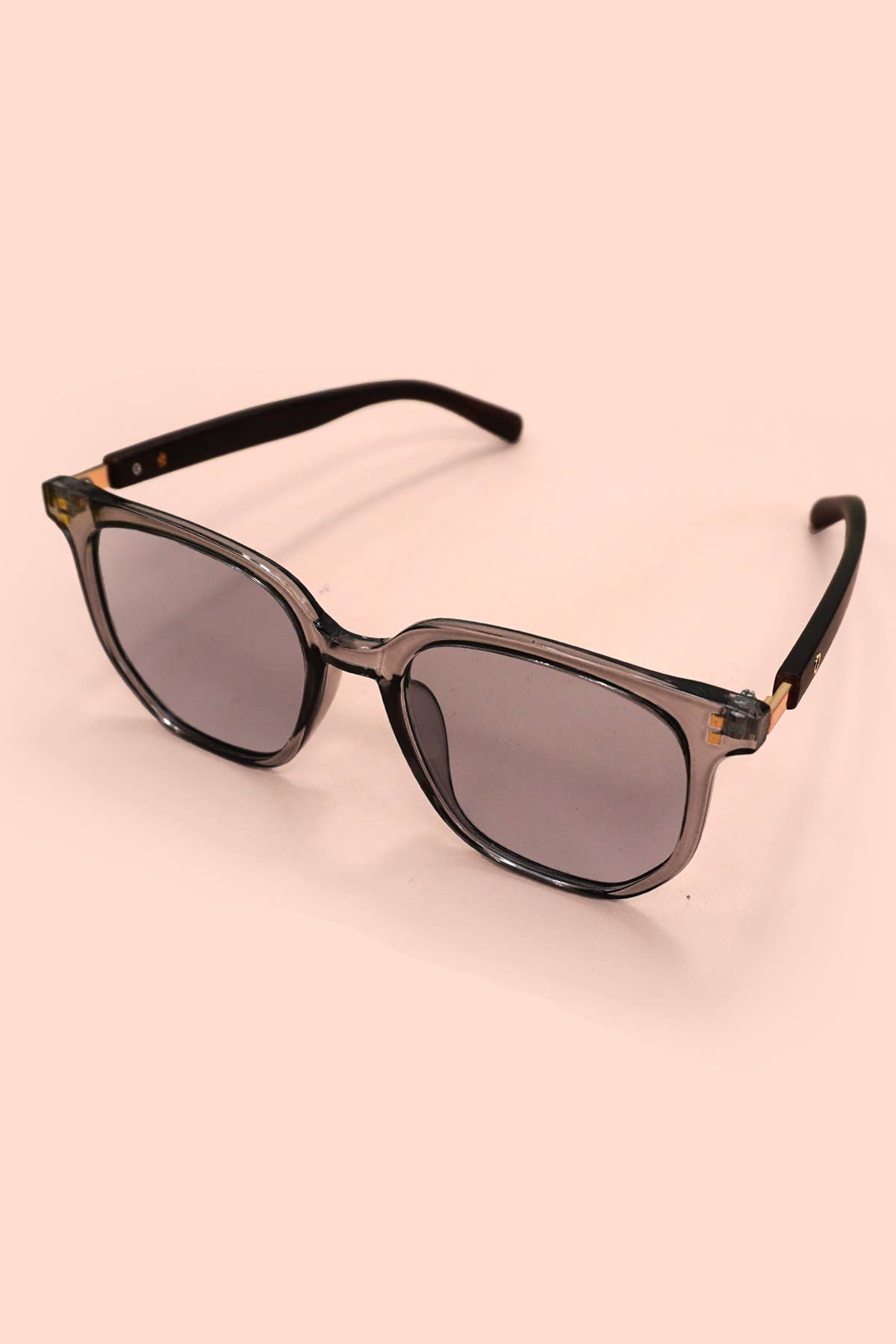 RETRO FRAME SUNGLASSES